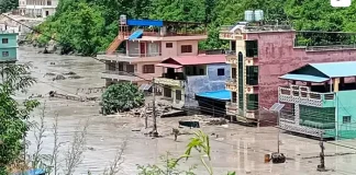 নেপালে আকস্মিক বন্যায় নিহত ৮