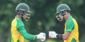 শেষ ওভারের নাটকে হেরে সেমিফাইনাল থেকে বিদায় নিল বাংলাদেশ