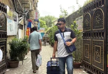 কলকাতায় ২ দিনে বন্ধ দুইশর বেশি হোটেল, বিপাকে বাংলাদেশি পর্যটক