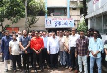 ডেঙ্গু রোগীদের চিকিৎসার খোঁজখবর নিতে হাসপাতালে খুলনা মহানগর বিএনপি
