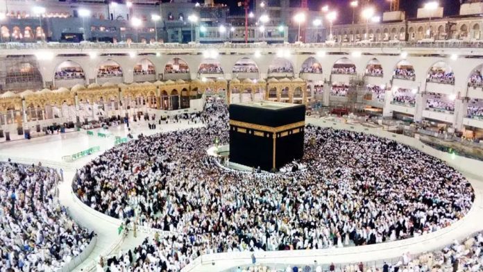 Umrah-68fba24f43aba-690432a5a8e2b-6a81aca4679bb