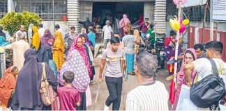 সাড়ে ৯ বছর ধরে খোড়াচ্ছে খুলনার ২৫০ শয্যা হাসপাতাল