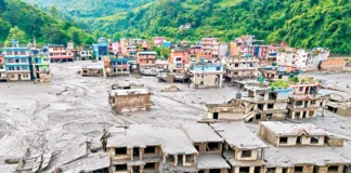 ৮-১০ মিটার উঁচু বরফ, পাথর, কাদার তোড়ে জনপদ ধ্বংস