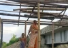 ঘরভাড়া পরিশোধ করতে নিজের চুল বিক্রি করলেন রেহানা