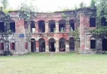 ধ্বংসের পথে ‘শিক্ষাগুরুর মর্যাদা’ কবিতার স্রষ্টা কবি কাজী কাদের নেওয়াজের স্মৃতিনীড়, সংরক্ষণের দাবি