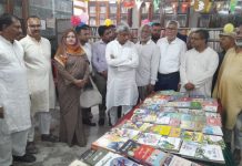ডিজিটাল ডিভাইস থেকে বইয়ের পাতায় ফিরতে হবে: প্রতিমন্ত্রী