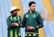 ব্যাটাররা খারাপ করায় পাকিস্তানের বোলিং কোচ ছাঁটাই
