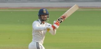 ডাবল সেঞ্চুরি করে দুই নজির গড়লেন ভারতীয় ক্রিকেটার