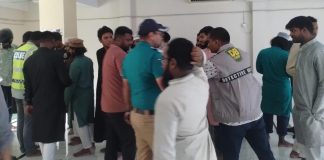 ফার্মগেটে মসজিদে গোপন বৈঠক, আটক ২৩