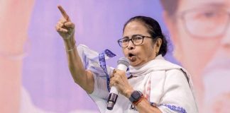 নেতাদের ‘গৃহবন্দির’ অভিযোগ তুলে মমতা বলেলন, পারলে আমাকে থামান