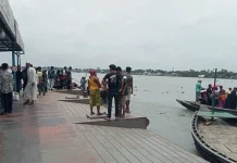 রূপসা ঘাটে টোল বাড়লেও তলানিতে রাজস্ব: ৬৮ লাখ থেকে নেমে এলো ১৬ লাখে