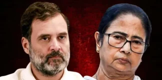 ভোটচুরি, সরকারচুরির পর এবার দলচুরি: মমতার পাশে নিশানা রাহুলের