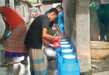 যে গ্রামে শিশুরা থাকে দুধেভাতে