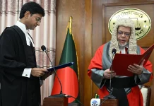 হাইকোর্টের স্থায়ী বিচারপতি হিসেবে শপথ নিলেন দেবাশীষ রায় চৌধুরী
