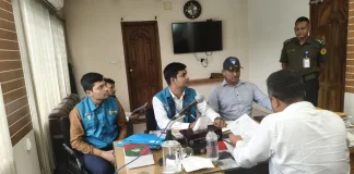 বিআরটিএ-তে ছদ্মবেশে দুদক, ঘুস নিতে গিয়ে ধরা আনসার সদস্য