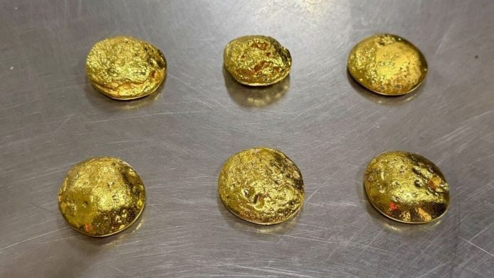 gold-6aad15f01be36