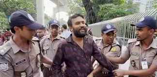 প্রধানমন্ত্রীর নিরাপত্তা বেষ্টনীতে ঢোকার চেষ্টায় বাইকসহ যুবক আটক
