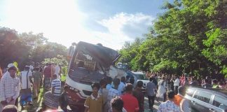 মাদারীপুরে দুই বাসের সংঘর্ষে ৩ প্রাণহানি, আহত অন্তত ২৫