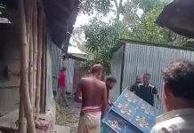 ছেলেকে জিম্মি করে মাকে দলবদ্ধ ধর্ষণ: অভিযুক্তদের বাড়িঘর ভাঙচুর
