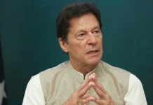 ইমরান খানকে নিয়ে প্রকাশ্যে মন্তব্য নয়, পাকিস্তানের ক্রিকেটারদের পিসিবির নির্দেশ