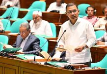 গভীর সাগরে নতুন এলএনজি টার্মিনাল ও ১৫০ কূপ খননের পরিকল্পনা: সংসদে প্রধানমন্ত্রী