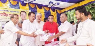 রূপসায় ৭৬ পূজামণ্ডপের নেতাদের সঙ্গে এমপি হেলালের মতবিনিময়
