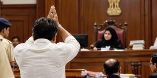 হিজাব পরা বিচারককে দেখে ‘জয় শ্রীরাম’স্লোগান