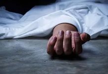 পা পিছলে আইল্যান্ডে আঘাত, প্রাণ গেল নারীর