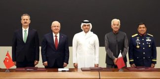 সামরিক শক্তি বাড়াতে চার মুসলিম দেশের ঐক্য