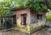 কয়রায় ঝুঁকিপূর্ণ ২২ কমিউনিটি ক্লিনিকের ভবন
