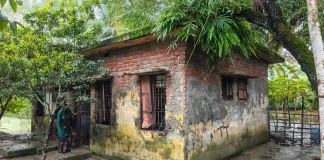 কয়রায় ঝুঁকিপূর্ণ ২২ কমিউনিটি ক্লিনিকের ভবন