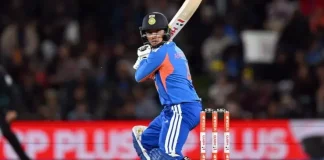 ছক্কায় বিশ্বরেকর্ড গড়লেন অভিষেক