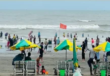 কক্সবাজারে সাগরে গোসলে নেমে তিন পর্যটকের মৃত্যু, নিখোঁজ ২