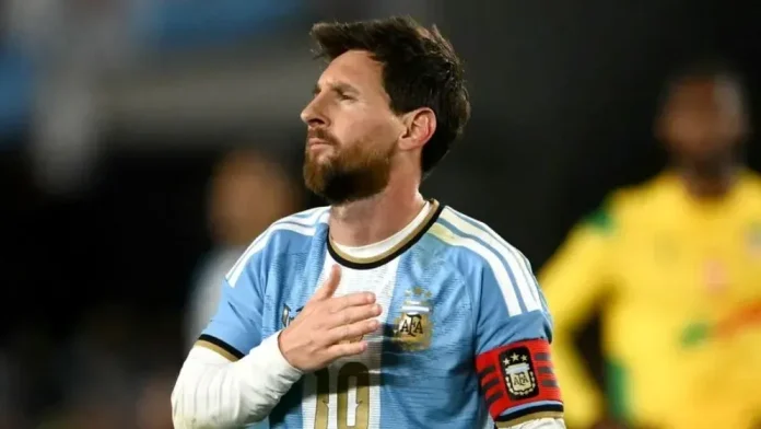 Messi-(6)-6ac5a6cc2c8fc-6ac7bb2b78551