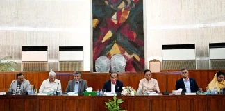 ৩১ দফা সংস্কার বাস্তবায়নে মাঠ পর্যায়ে সমন্বয়ের পরামর্শ সংসদীয় কমিটির