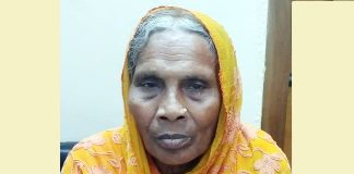 ক্ষমতাধর জুট মিলের তাণ্ডব: জমি জবরদখল ও বিদ্যুৎ বিচ্ছিন্ন, বিচারের আশায় দ্বারে দ্বারে ঘুরছেন বকুল বেগম