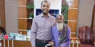 ইট ভেঙে সংসার চালানো শতবর্ষী সেই ছবদুল গাজীর পাশে ইউএনও