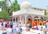ভক্ত-অনুরাগীর পদচারণায় মুখর আখড়াবাড়ি