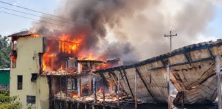 ঝুঁকিতে লাখো পর্যটক, তদারকিতে চরম উদাসীনতা