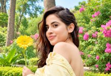নিজের ফ্ল্যাটে হেনস্তার শিকার উরফি জাভেদ