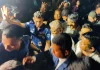‘ক্যাম্পাসে না ফেরার শর্তে’ পুলিশ পাহারায় চুয়েট ছাড়লেন ভিসি