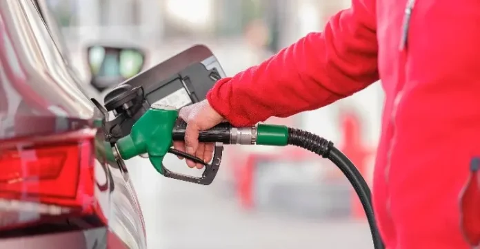 oil-petrol-car-mv2ey59ft71i8wm-20261010191449