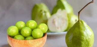 ভিটামিন সি-র ঘাটতি পূরণে খাদ্যতালিকায় রাখুন ৬ খাবার