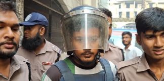প্রধানমন্ত্রীর ছবিতে ‘স্নাইপারের অভাব ছিল’ মন্তব্য করা যুবক ৭ দিনের রিমান্ডে